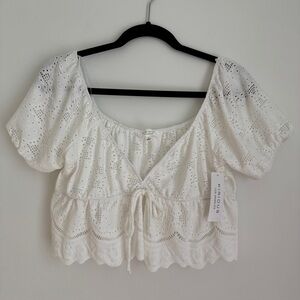 Kirious Los Angeles‎ White Eyelet Puff Sleeve Crop Top Size Large NWT